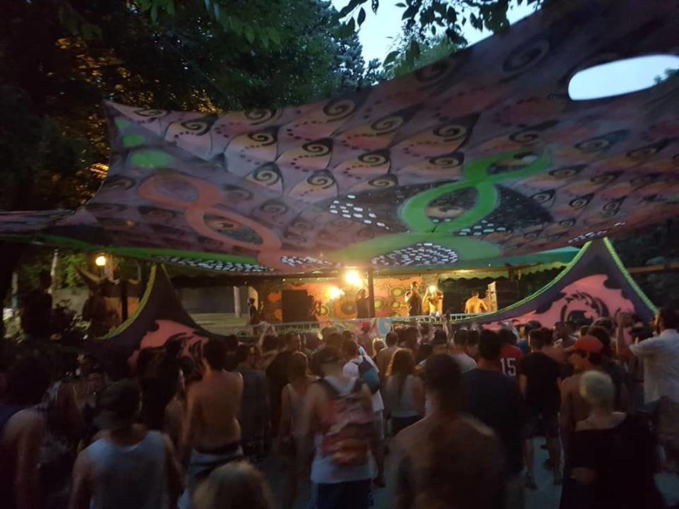 Disturbia in Pool 2 stage (PsyTrance+Minimale) · 5 Aug '18, 11:00